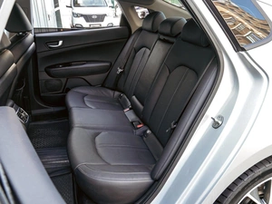 Седан Kia Optima 2018 года, 1798000 рублей, Краснодар