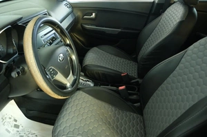 Хетчбэк Kia Rio 2017 года, 959000 рублей, Омск