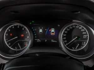 Седан Toyota Camry 2019 года, 2549000 рублей, Воронеж
