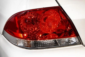 Седан Mitsubishi Lancer 2004 года, 399000 рублей, Барнаул