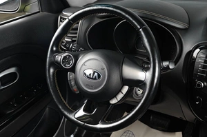 Хетчбэк Kia Soul 2016 года, 1549000 рублей, Тюмень