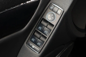 Седан Mercedes-benz C-класс 2011 года, 1369000 рублей, Тюмень