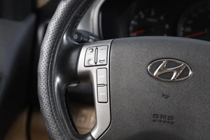 Минивэн Hyundai H-1 2021 года, 2949000 рублей, Новосибирск