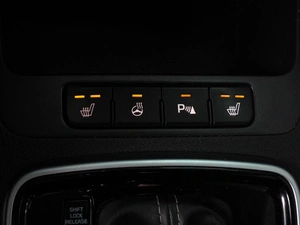 Седан Kia Rio 2020 года, 1872000 рублей, Красный Пахарь