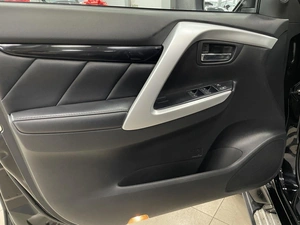 Внедорожник Mitsubishi Pajero Sport 2018 года, 2487000 рублей, Солонцы