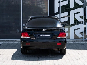 Седан Mitsubishi Lancer 2009 года, 600000 рублей, Краснодар
