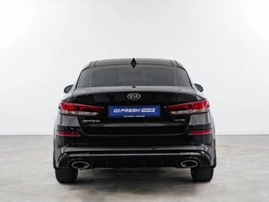 Седан Kia Optima 2019 года, 2221444 рублей, Москва