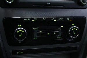 Универсал Skoda Octavia 2012 года, 1038000 рублей, Солонцы