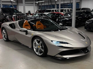 Купе Ferrari SF90 Stradale 2022 года, 42990000 рублей, Павловская Слобода