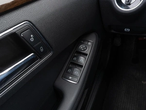 Седан Mercedes-benz E-класс 2011 года, 1519000 рублей, Саратов