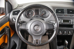 Хетчбэк Volkswagen Polo 2011 года, 819000 рублей, Пермь