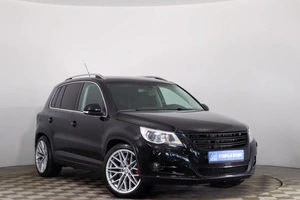 Внедорожник Volkswagen Tiguan 2011 года, 1129000 рублей, Пермь