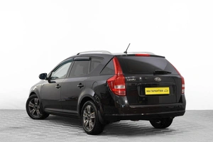 Универсал Kia Ceed 2011 года, 999000 рублей, Барнаул