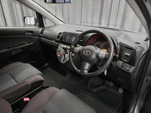 Минивэн Toyota Wish 2003 года, 725000 рублей, Красноярск