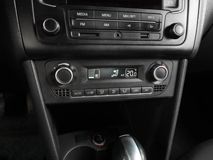 Седан Volkswagen Polo 2014 года, 1009000 рублей, Воронеж