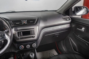 Седан Kia Rio 2016 года, 779000 рублей, Томск