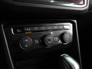 Внедорожник Volkswagen Tiguan 2018 года, 2599000 рублей, Воронеж