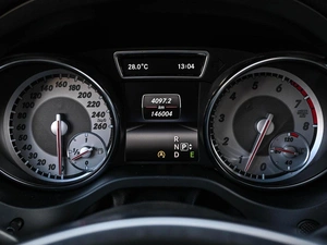 Внедорожник Mercedes-benz GLA-класс 2015 года, 1976000 рублей, Кирилловка