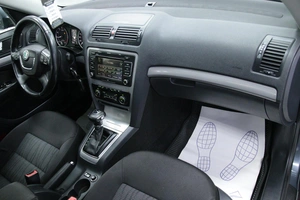 Универсал Skoda Octavia 2012 года, 1048000 рублей, Солонцы