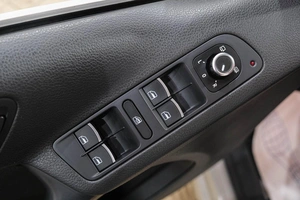 Внедорожник Volkswagen Tiguan 2013 года, 1979000 рублей, Новокузнецк