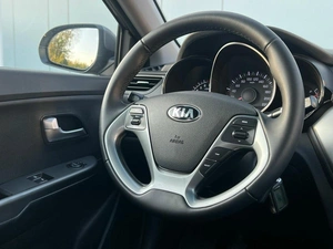 Седан Kia Rio 2016 года, 1120000 рублей, Ижевск