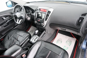 Универсал Kia Ceed 2010 года, 699000 рублей, Красноярск