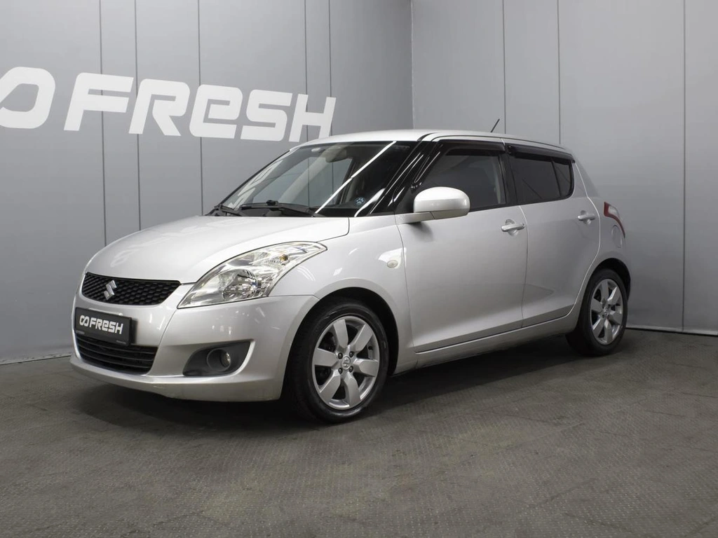 Хетчбэк Suzuki Swift 2011 года, 710000 рублей, Омск