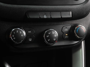 Хетчбэк Kia Ceed 2013 года, 969000 рублей, Тюмень
