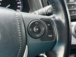 Внедорожник Toyota RAV4 2016 года, 2449000 рублей, Ижевск