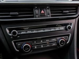 Седан Kia Optima 2018 года, 2370000 рублей, Краснодар