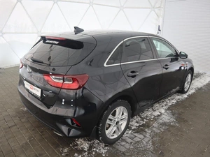 Хэтчбек Kia Ceed 2018 года, 1550000 рублей, Орёл