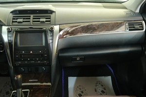 Седан Toyota Camry 2016 года, 2299000 рублей, Омск