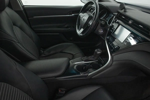 Седан Toyota Camry 2020 года, 2399000 рублей, Пермь