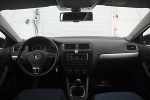 Седан Volkswagen Jetta 2013 года, 1105000 рублей, Орёл