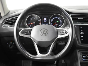 Внедорожник Volkswagen Tiguan 2021 года, 2498900 рублей, Казань