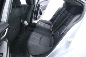 Седан Mazda Axela 2016 года, 1278000 рублей, Солонцы