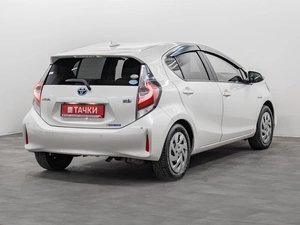 Хетчбэк Toyota Aqua 2019 года, 1320000 рублей, Красноярск