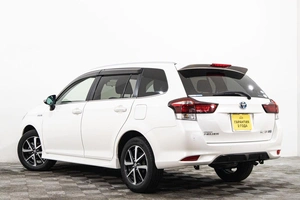 Универсал Toyota Corolla Fielder 2018 года, 1609000 рублей, Сургут
