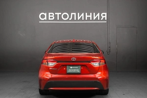 Седан Toyota Corolla 2019 года, 1765000 рублей, Красноярск