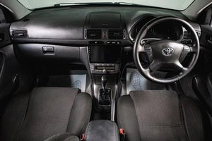 Седан Toyota Avensis 2008 года, 749000 рублей, Сургут