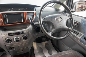 Минивэн Toyota Noah 2000 года, 1089000 рублей, Барнаул