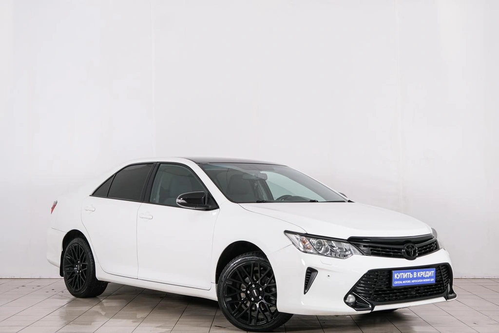 Седан Toyota Camry 2016 года, 1849000 рублей, Красноярск