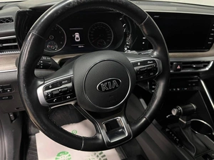 Седан Kia K5 2020 года, 2579000 рублей, Красноярск