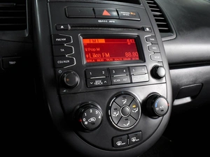 Хетчбэк Kia Soul 2013 года, 877000 рублей, Воронеж