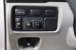 Внедорожник Toyota Land Cruiser 2005 года, 2949000 рублей, Новосибирск