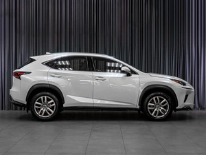 Внедорожник Lexus NX 2017 года, 2999000 рублей, Тюмень