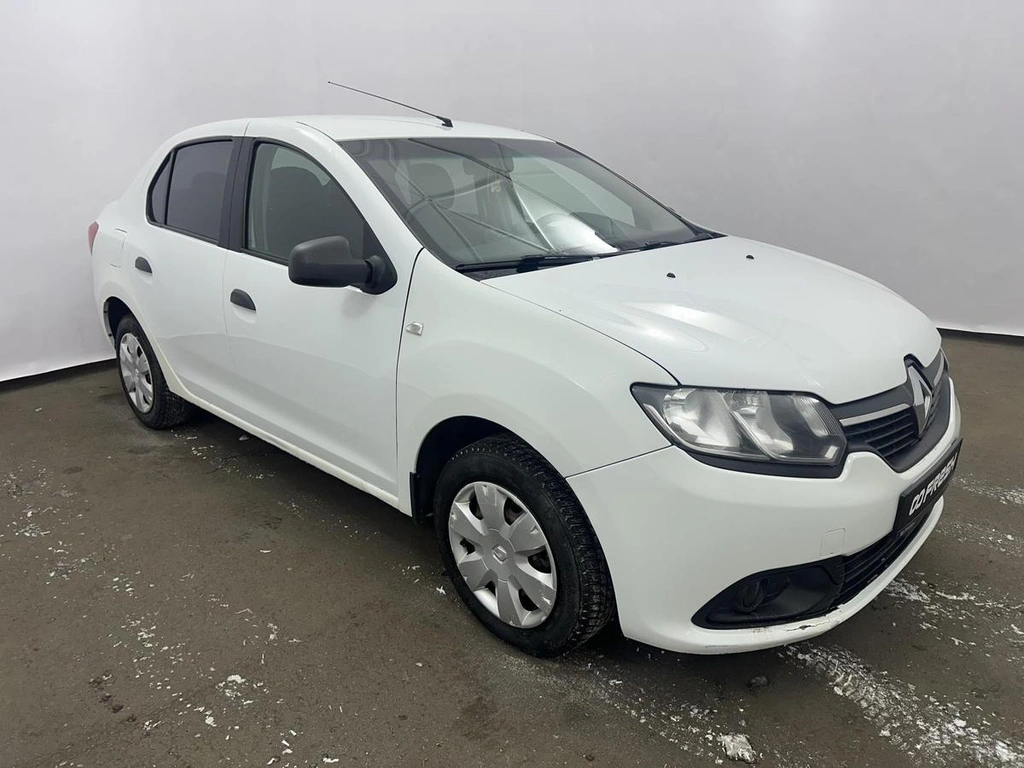 Седан Renault Logan 2016 года, 750000 рублей, Орёл