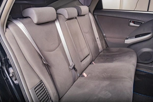 Лифтбек Toyota Prius 2011 года, 1229000 рублей, Томск