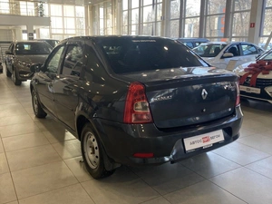 Седан Renault Logan 2010 года, 500000 рублей, Орёл