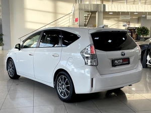 Универсал Toyota Prius Alpha 2013 года, 1247000 рублей, Солонцы